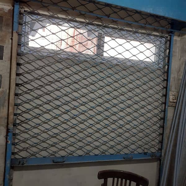 9.4 feet lamba or 7.2 chora grille kenchi Gate 2 piece vip condition 4