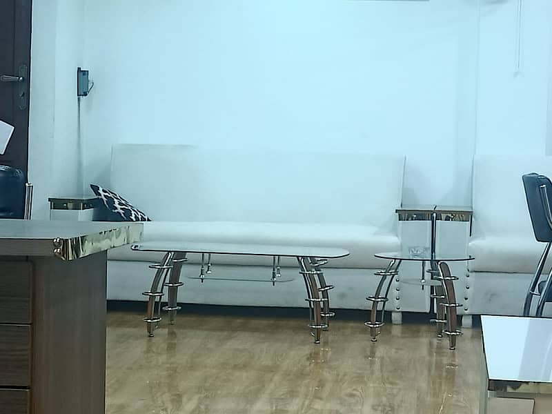 1000 Sqft 2 Bedroom Furnished Office Is Available For Rent 8