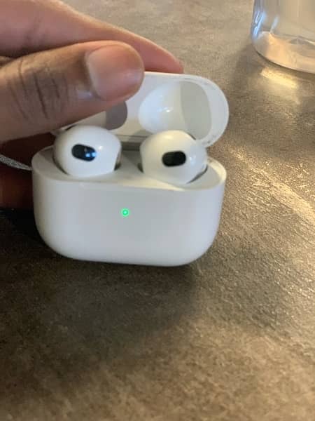 Apple Airpods 3rd Generation 0