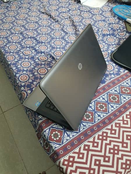 HP 650 15.6" Elitebook 4th genration + Laptop bag 9