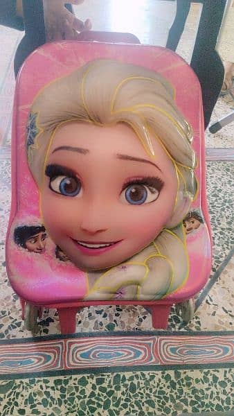 disney frozen trolley bag with 6 tyre  colour pink 1