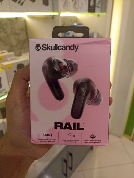 Skullcandy Rail True Wireless Earbuds 0