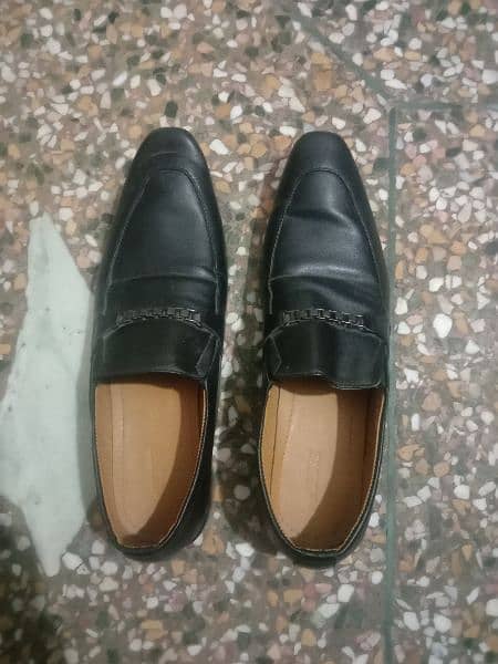 black shoes 2