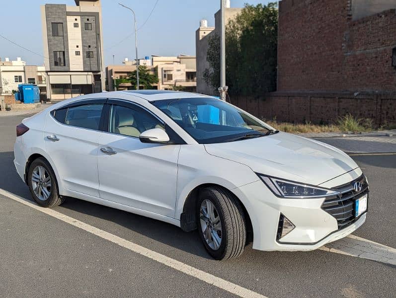 Hyundai Elantra 2021 9