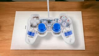 Ucom clear controller with USB connector.