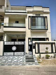 A Beautiful Modern House For Sale In Central Park AA Block