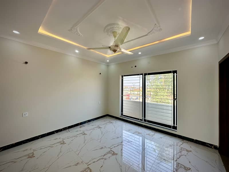 A Beautiful Modern House For Sale In Central Park AA Block 2