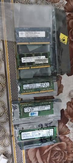 SSD 256 GB and Ram 8GB DDR4 and PC3L