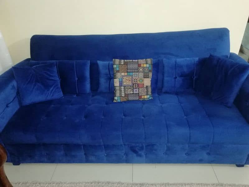 used but new sofa set in reasonable price 0