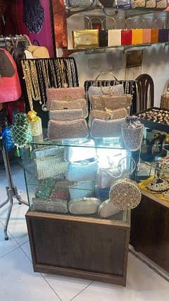 ladies hand bags and jewellery