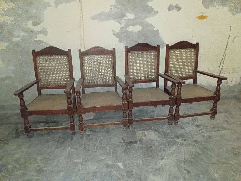 Wooden table with 4 chairs 3