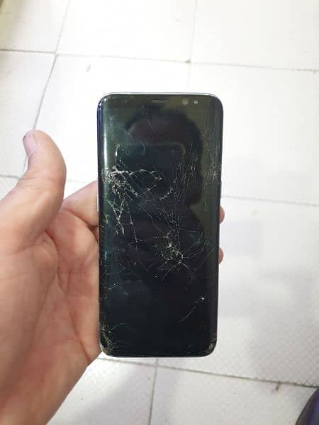 Samsung S8 Panel Break 1