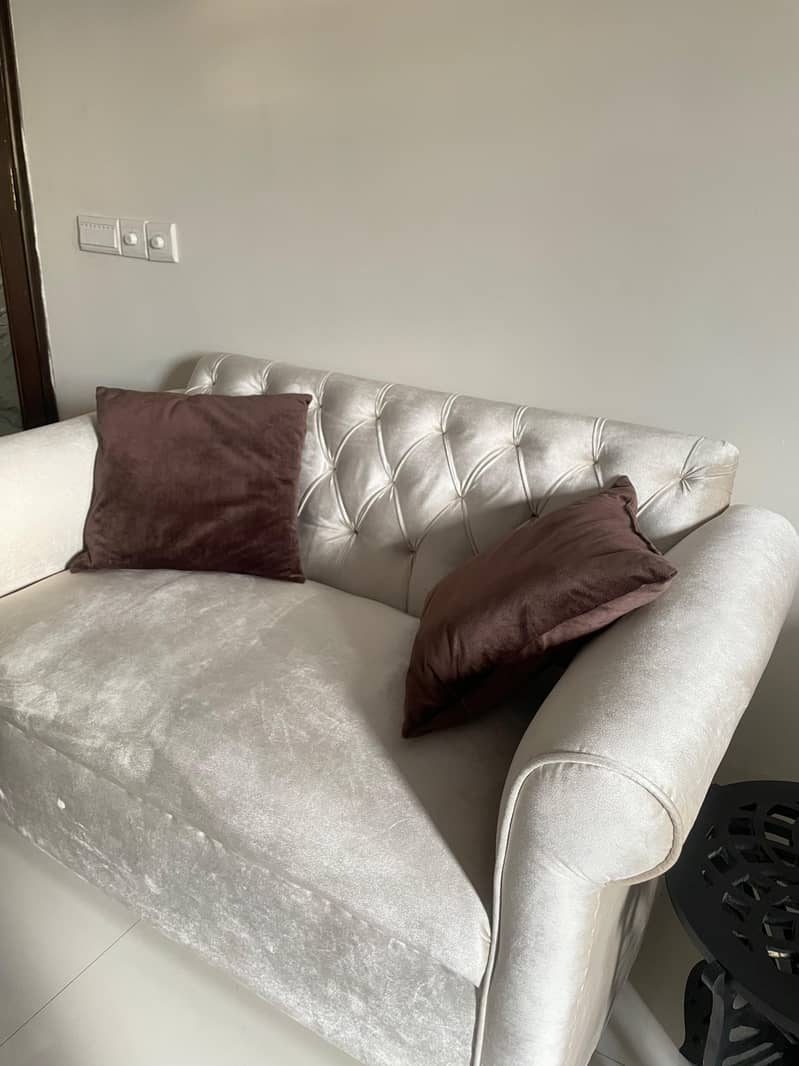 Elegant Off White Sofa Set (7 seater) 2