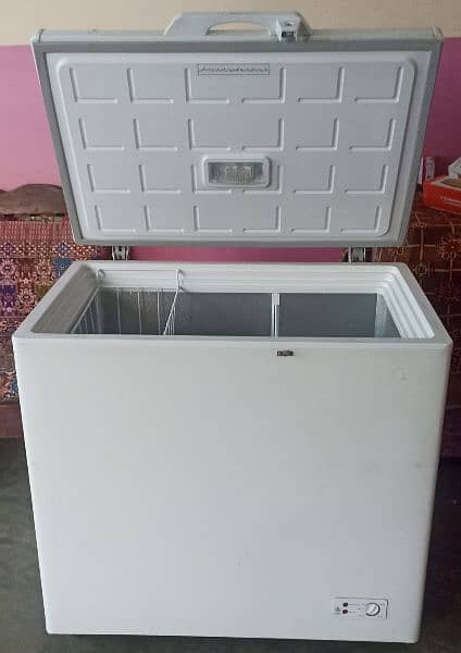 pel refrigerator brend new 1 months use 5 year warranty  03305499606 0