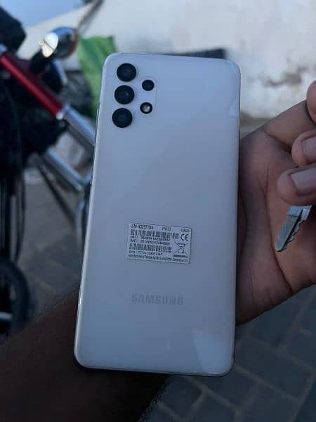 Samsung a32 exchange possible I phone xs Max 5