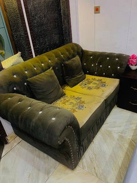 3 2 1 sofa set in good condition 1