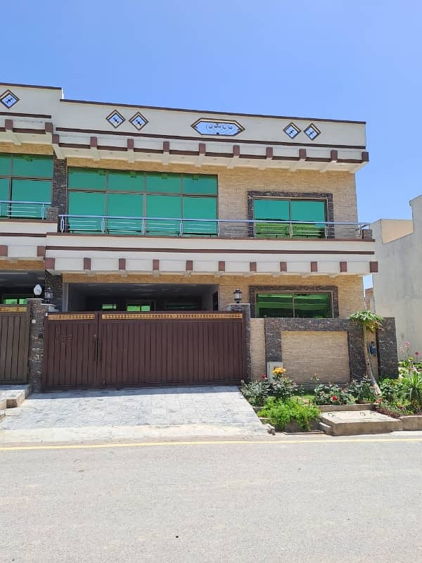 House Of 7 Marla In Faisal Town - F-18 For Sale 0
