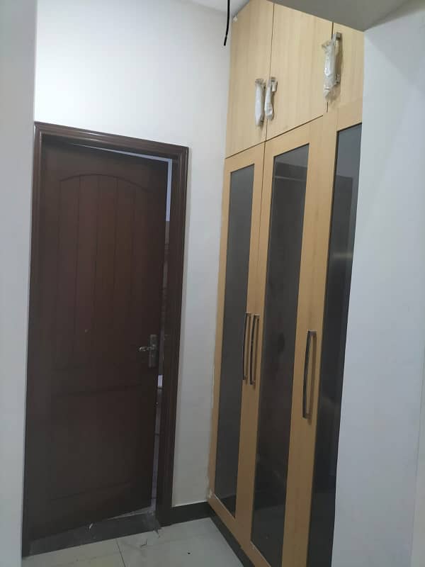 8 marla house available for rent in umar block bahria town lahore 2