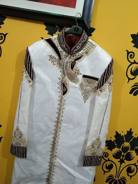 Groom sherwani Only 1 time used in Good condition 7