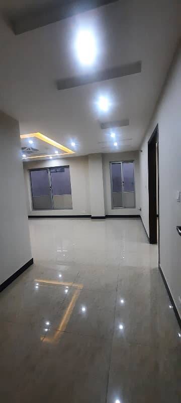 One Bed Luxury Apartment For Office Available On Rent 4