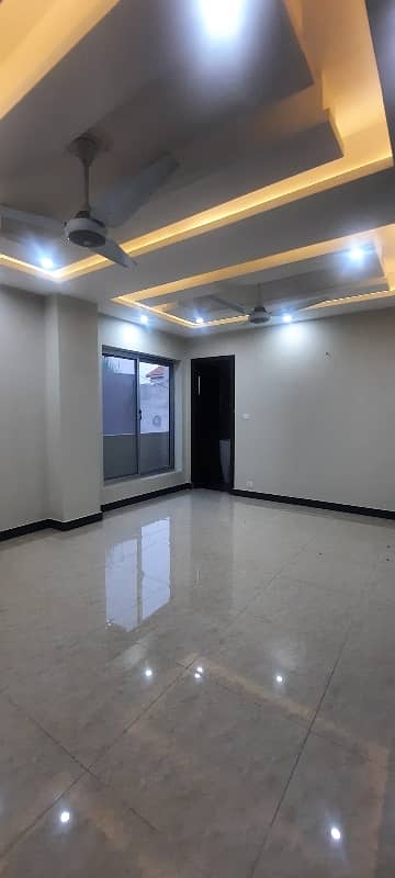 One Bed Luxury Apartment For Office Available On Rent 5