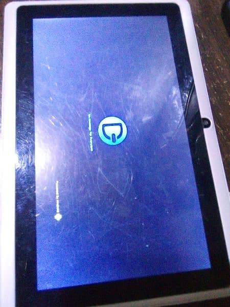 Dany Tablet for sale 10 by 10 condition 6