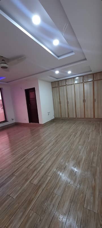 1800 Square Feet Office Space Available For Rent 5
