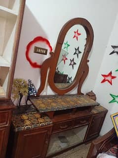 dressing table/ vanity