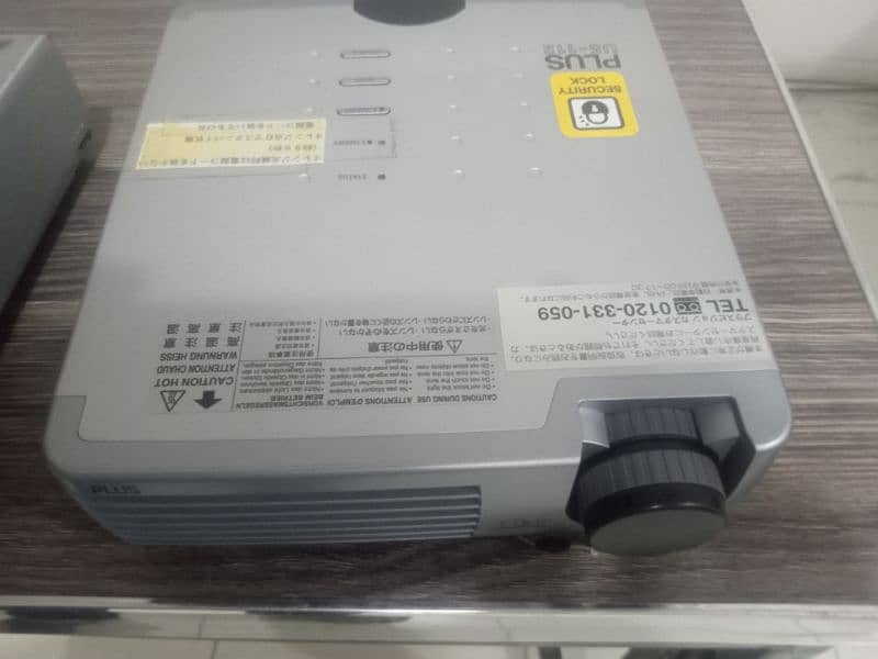 Branded Multimedia projectors available for sale 5