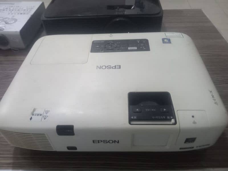 Branded Multimedia projectors available for sale 6