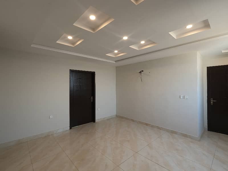 Buy A Centrally Located 1000 Square Feet Flat In Bahria Town Talha Block 1