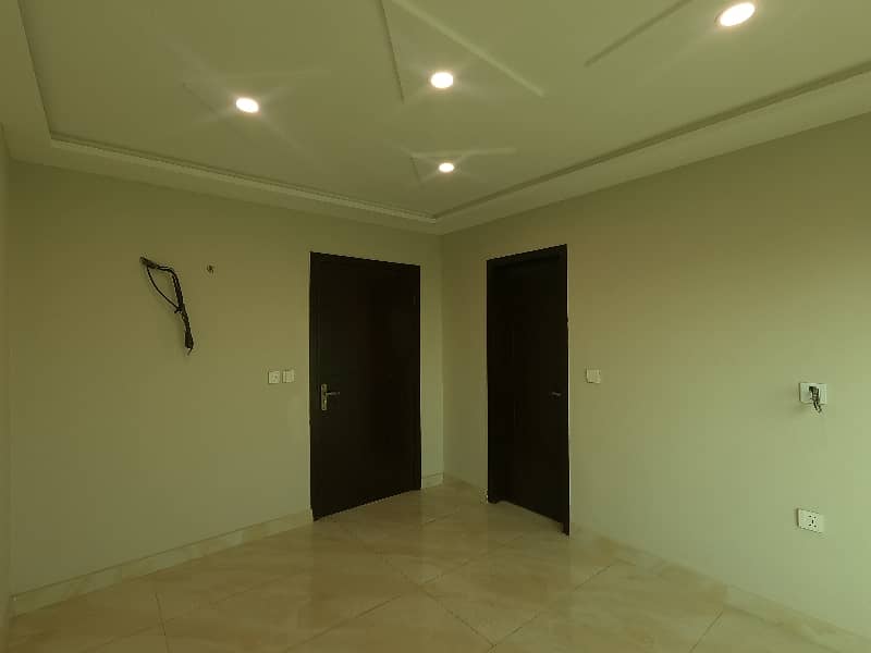 Buy A Centrally Located 1000 Square Feet Flat In Bahria Town Talha Block 5