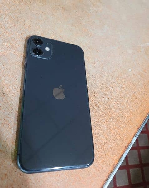 iPhone 11 PTA Approved 128gb 3