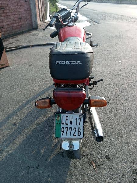 Honda 70 cc 3