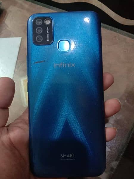 Infinix smart 6 3-64 7