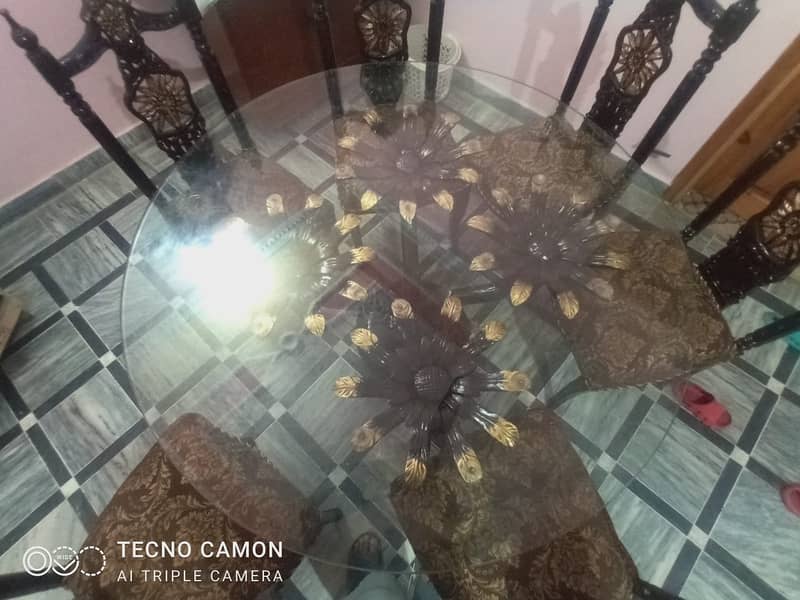 Glass Mirror Dinning Table For Sale. . . 1