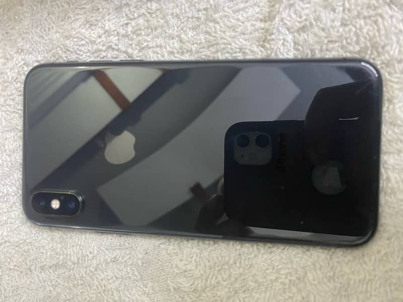 iphone x 64  apporved 10