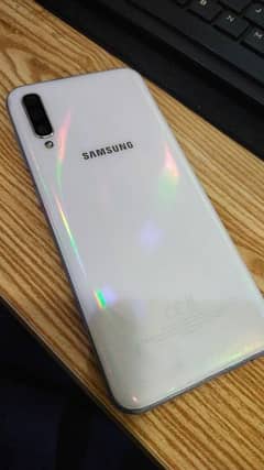 Samsung Galaxy A50 4gb / 128gb