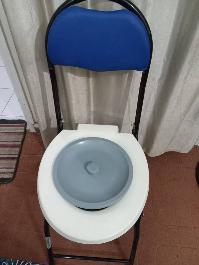 Smart commode chair 1