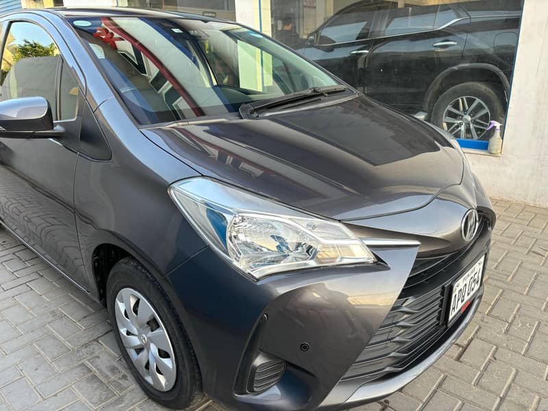 Toyota Vitz 2018 for sale in pakistan 8
