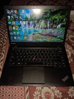 laptop with 2 battery  with frent Camara and finger print on key board