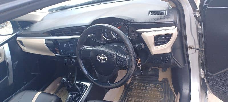 Toyota Corolla GLI 2016 18