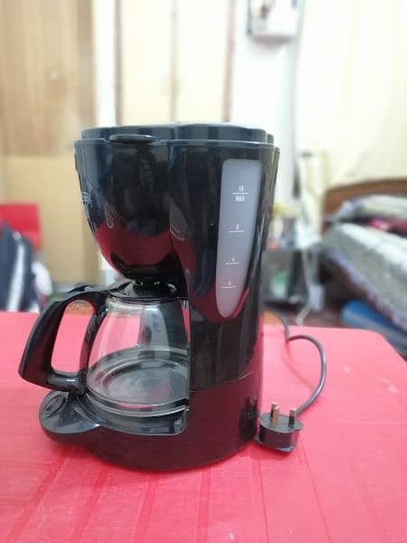 Delonghi Coffee Machine / Imported 1