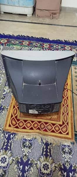 LG TV with Trolley for sale 3