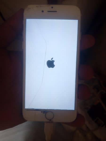 I phone 6 apple log par stuck ho Kara ha 8