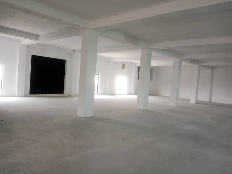37000 sq. ft. Neat and clean Factory available on Ferozepur road Lahore 9
