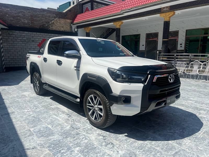 toyota Hilux revo converted rocco fully genuine. old parts available 0