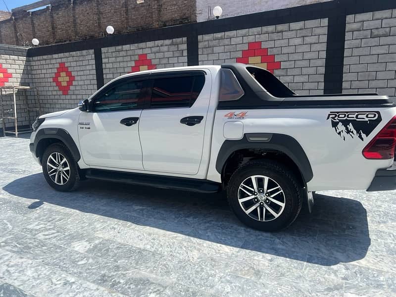 toyota Hilux revo converted rocco fully genuine. old parts available 9