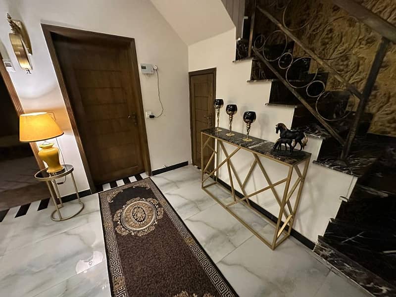 5 Marla Fully Furnished House For Rent In BB Block Bahria town Lahore 4