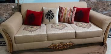 Get More For Less ! 3 2 1 Sofa, table and covers